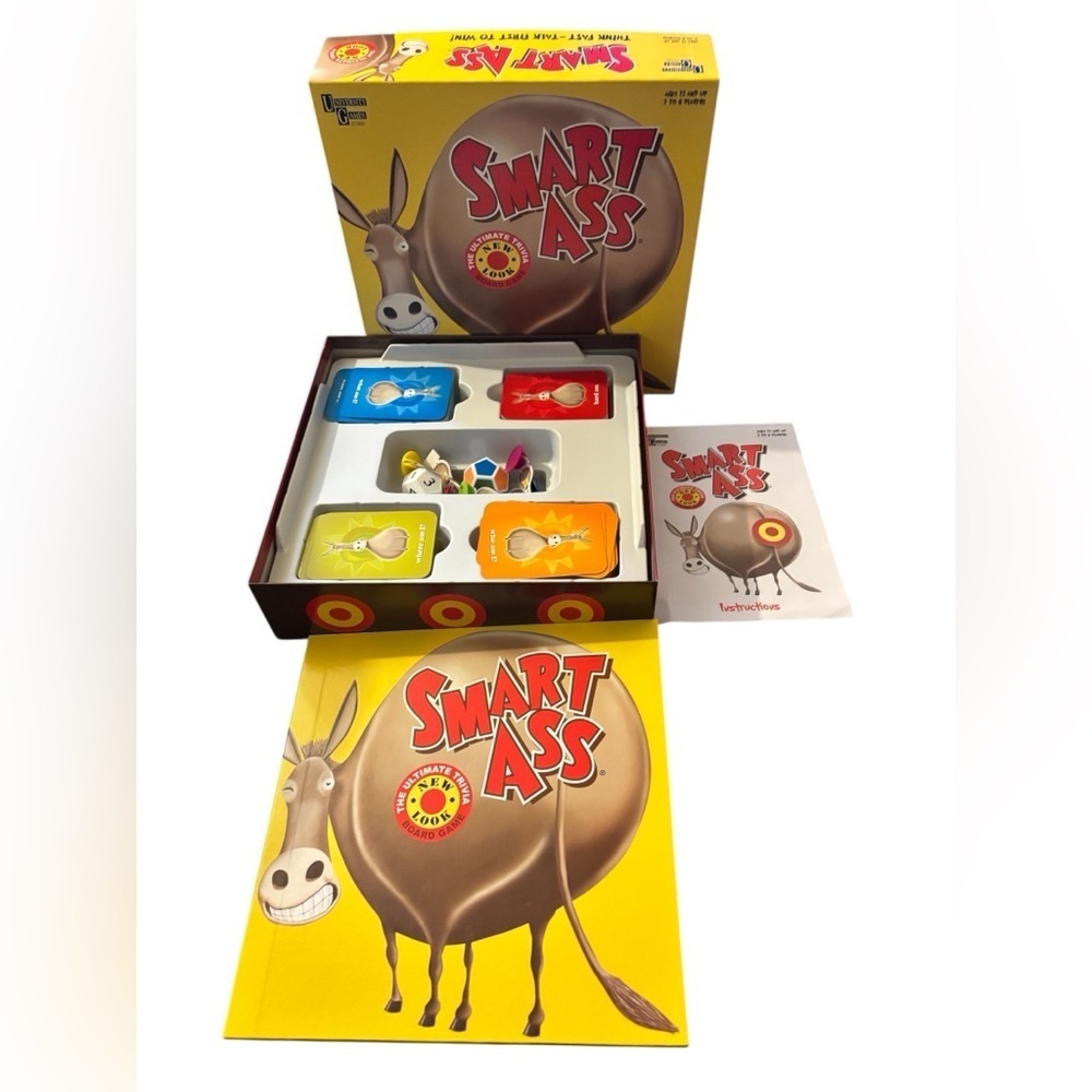 Smart Ass The Ultimate Trivia Board Game 12+ 2-6 Players Think Fast Talk First